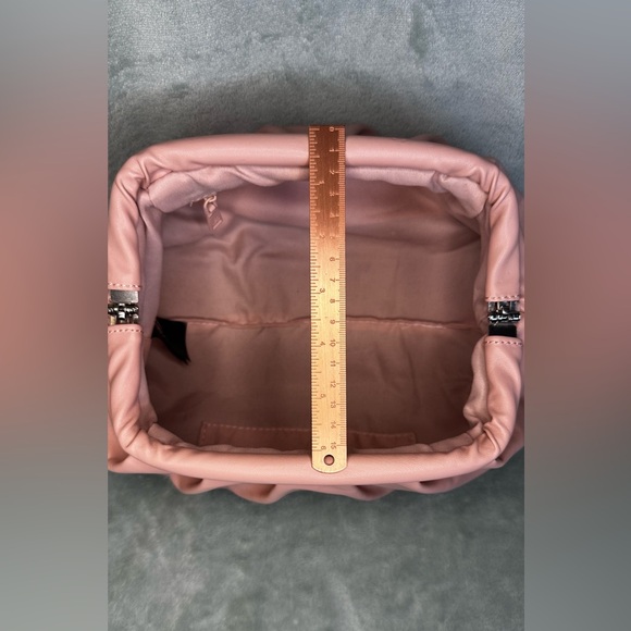 Badgley Mischka Blush Pink Chain-Strap Wrapped Frame Clutch Shoulder Bag - Picture 10 of 12